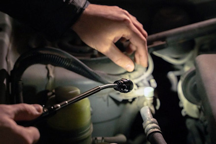 Набор подарочный Solution Trio (телескопический фонарь, складной нож, топор-мультитул)