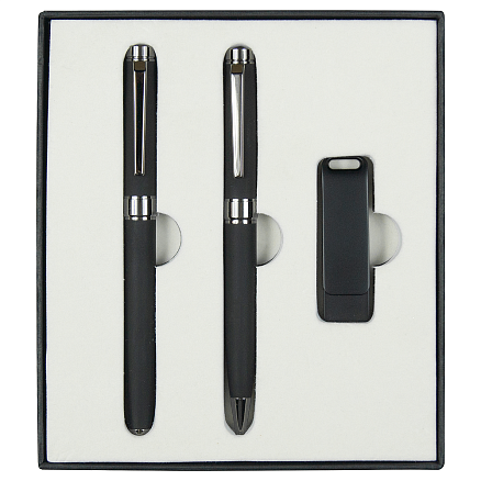Набор подарочный Solution Prestige Trio (шариковая ручка, ручка роллер, флешка), черный