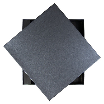 Коробка подарочная, темно-синяя Solution Superior, размер 23,8*22,3*3,7 см