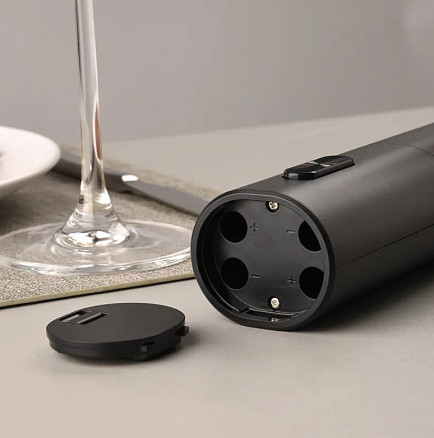 Штопор электрический, пластик, черный