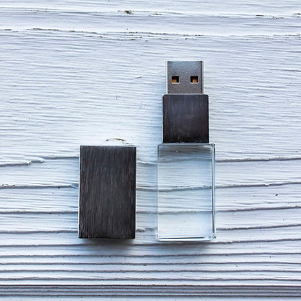 Флеш накопитель USB 2.0 Кристалл, металл/стекло, прозрачный/серебристый, подсветка белым,16 GB